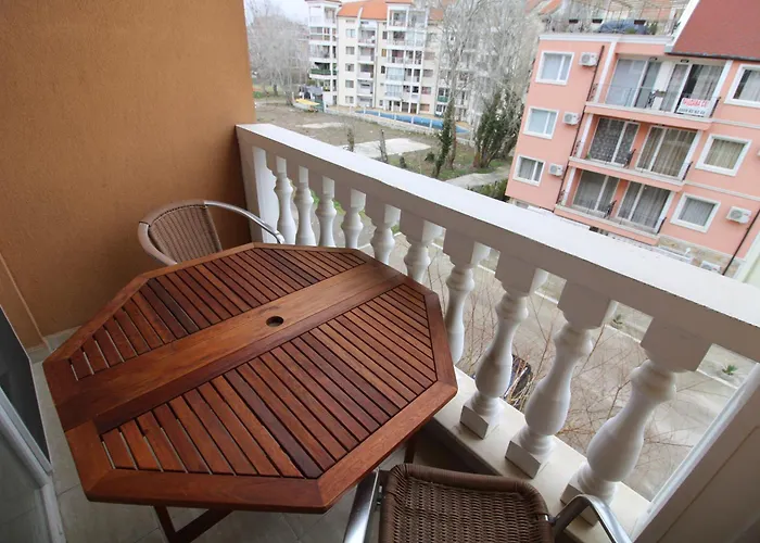 Aria - Menada Apartment *